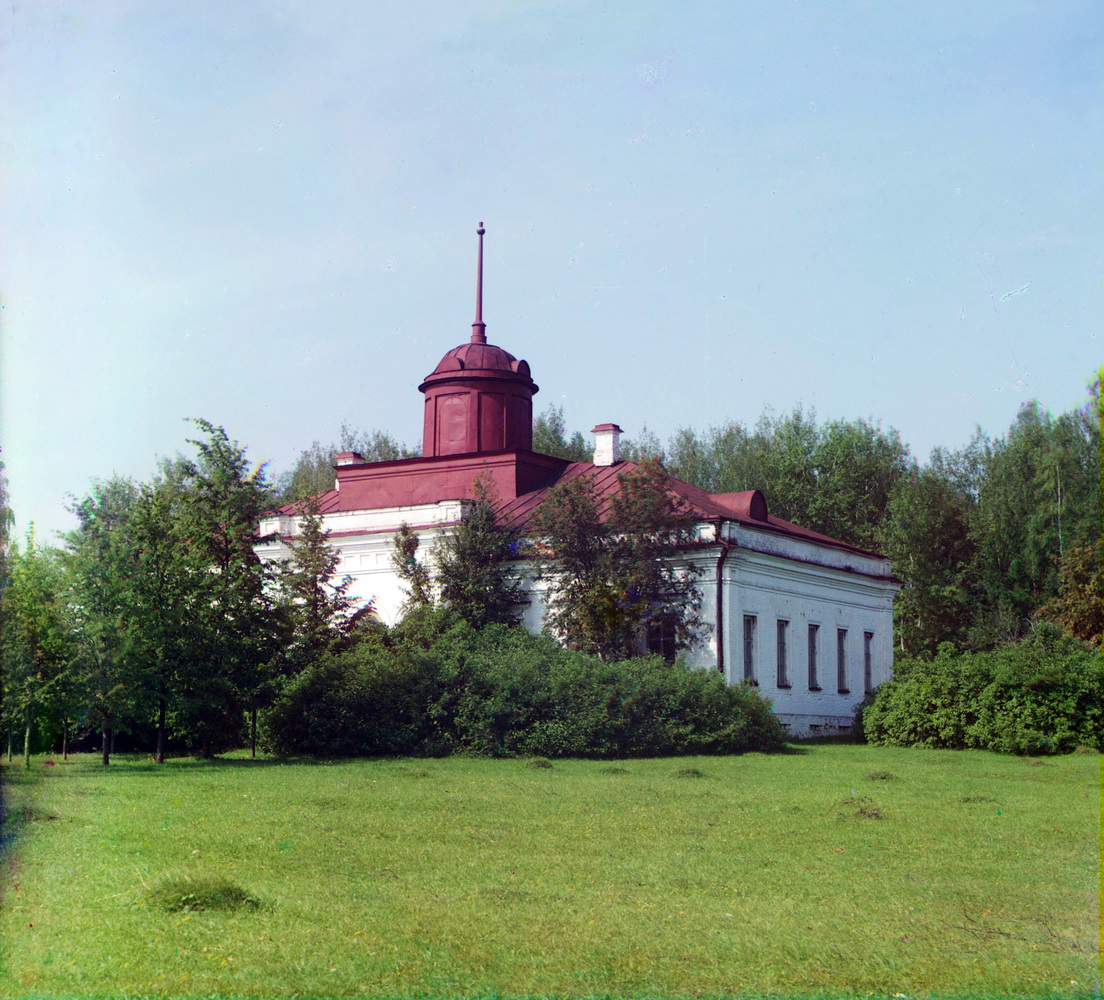 Переславский район, прочие н.п., с. Веськово, местечко Ботик, Белый дворец