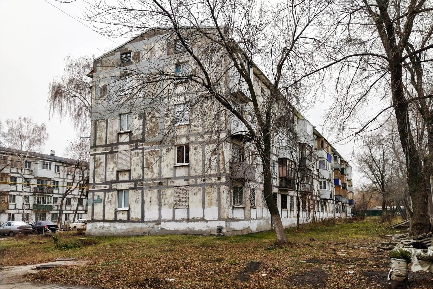 Novokuybyshevsk, Улица Калинина, 9Б