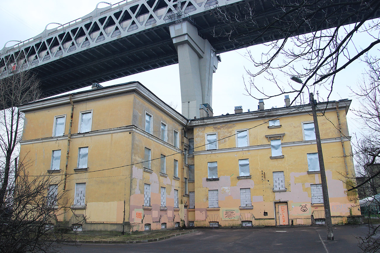 Санкт-Пецярбург, Канонерский остров, 17