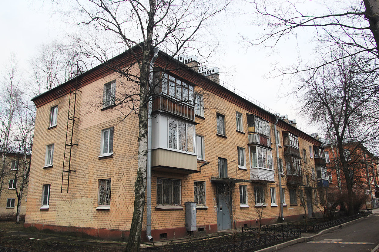 Колпино, Площадь Коммуны, 5