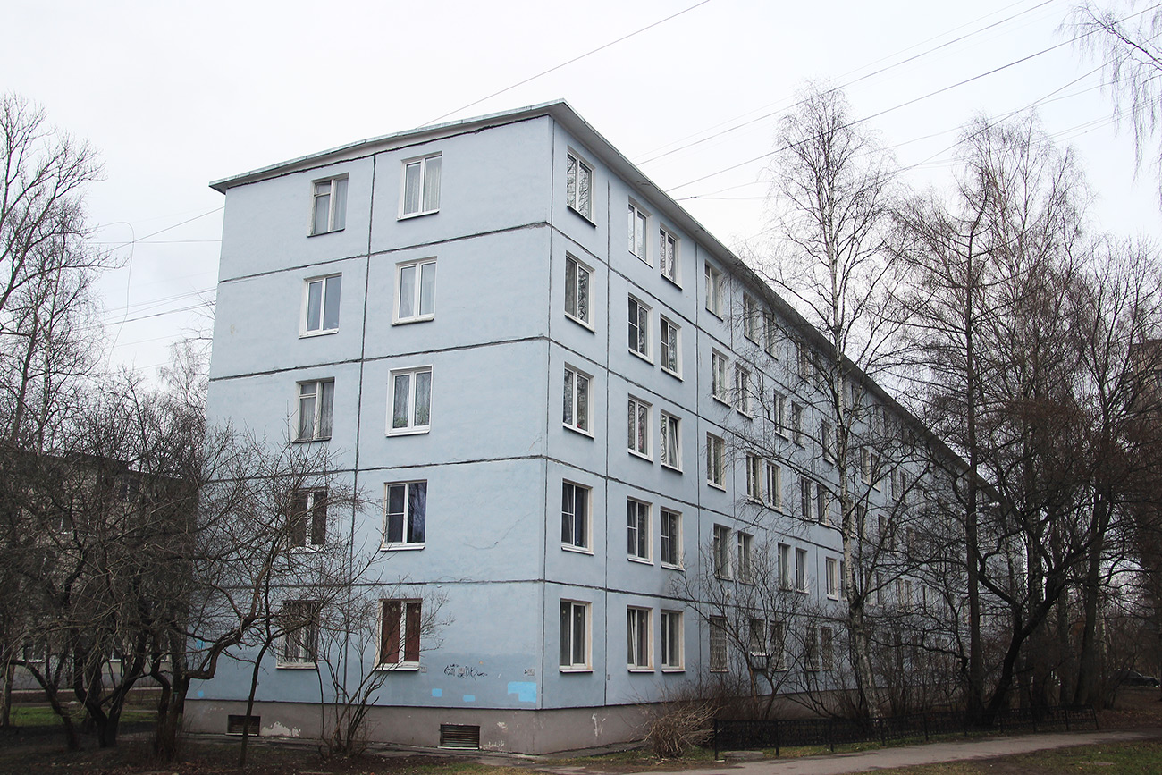 Колпино, Адмиралтейская улица, 13