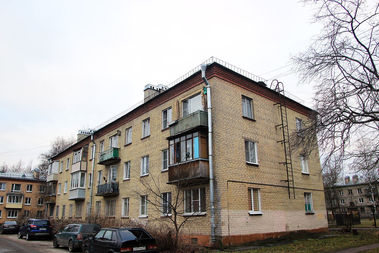 Kolpino, Площадь Коммуны, 3