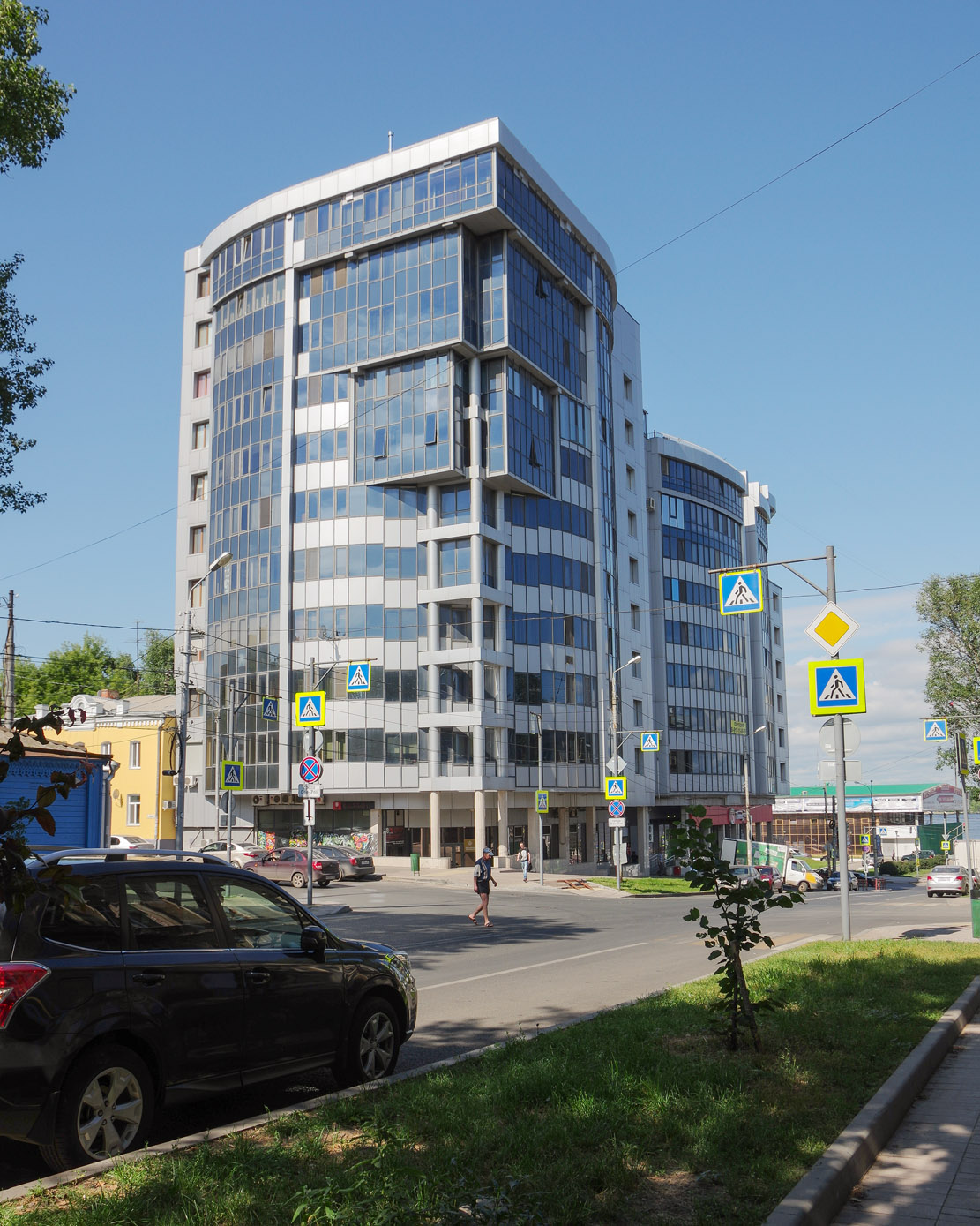 Samara, Улица Максима Горького, 97 / Улица Венцека, 1