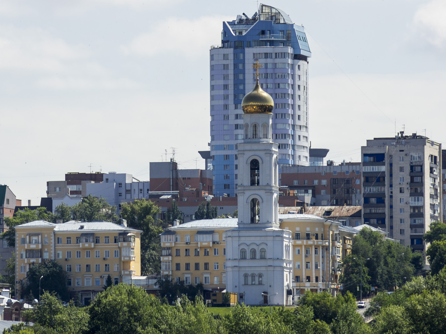 Самара, Волжский проспект, 1М