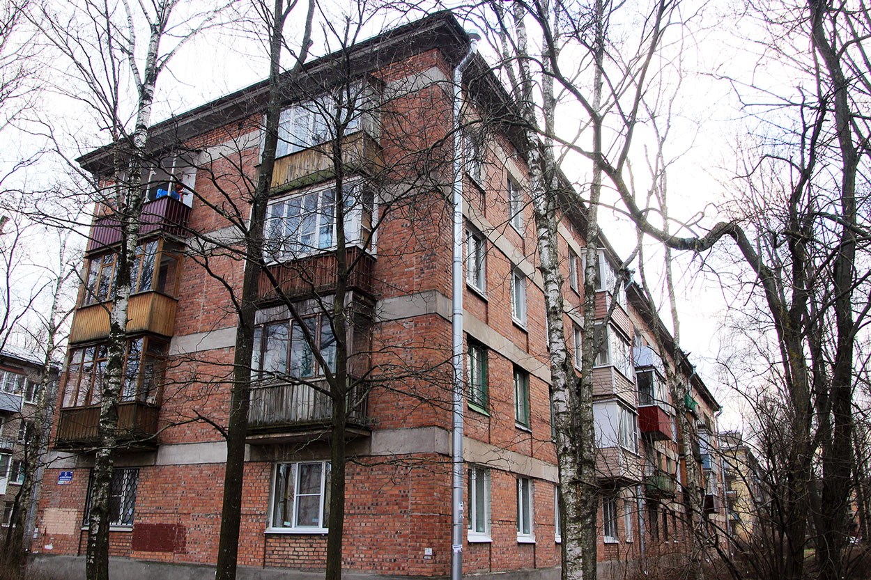 Пушкин, Ахматовская улица, 3