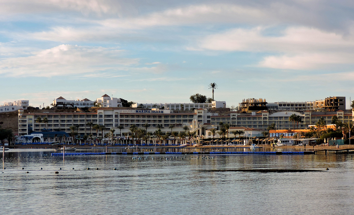Шарм-эш-Шейх, Naama Bay, Al Sultan Qabous-Mashaba, Helnan Marina Sharm Hotel
