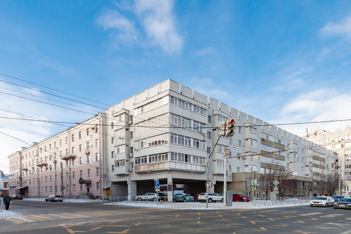 Kasan, Улица Парижской Коммуны, 4 / Улица Николая Столбова, 11; Лево-Булачная улица, 56 / Улица Парижской Коммуны, 2