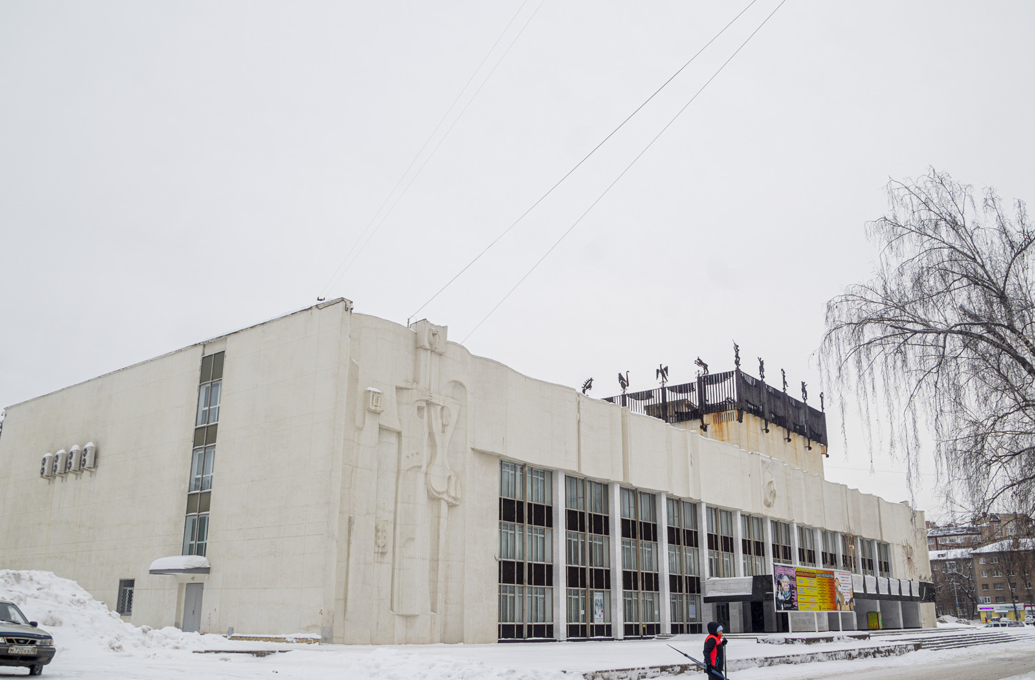 Ufa, Первомайская улица, 47 / Улица Александра Невского, 15