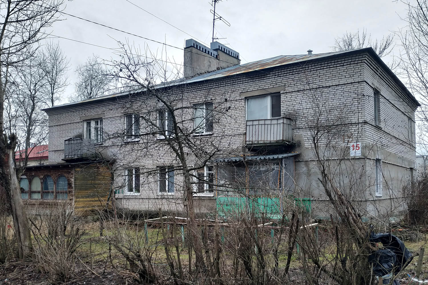 Красный Бор, Комсомольская улица, 15