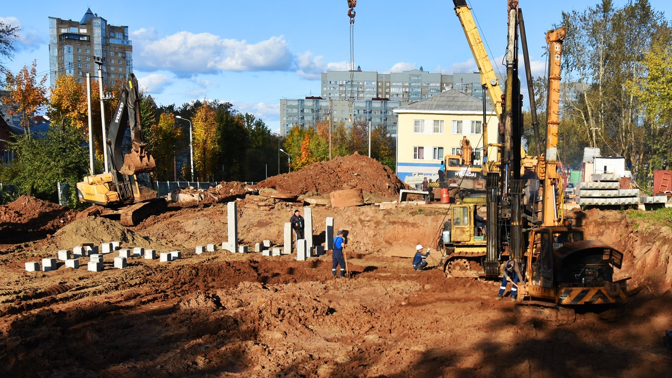 Пермь, Улица Нефтяников, 7