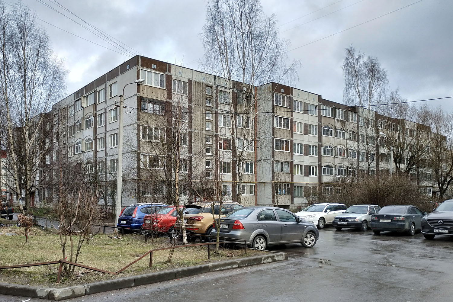 Гатчина, Проспект 25 Октября, 65