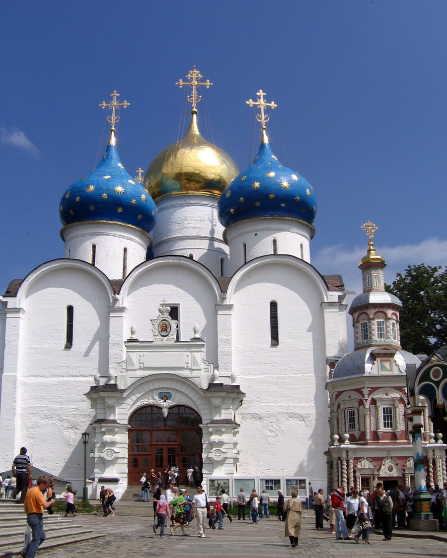 Сергиев Посад, Свято-Троицкая Сергиева лавра, Успенский собор; Свято-Троицкая Сергиева лавра, Надкладезная часовня