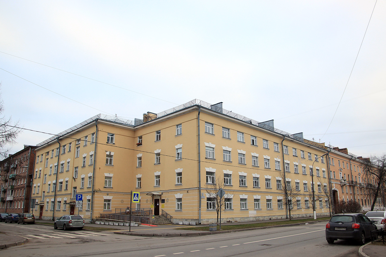 Кронштадт, Ленинградская улица, 9