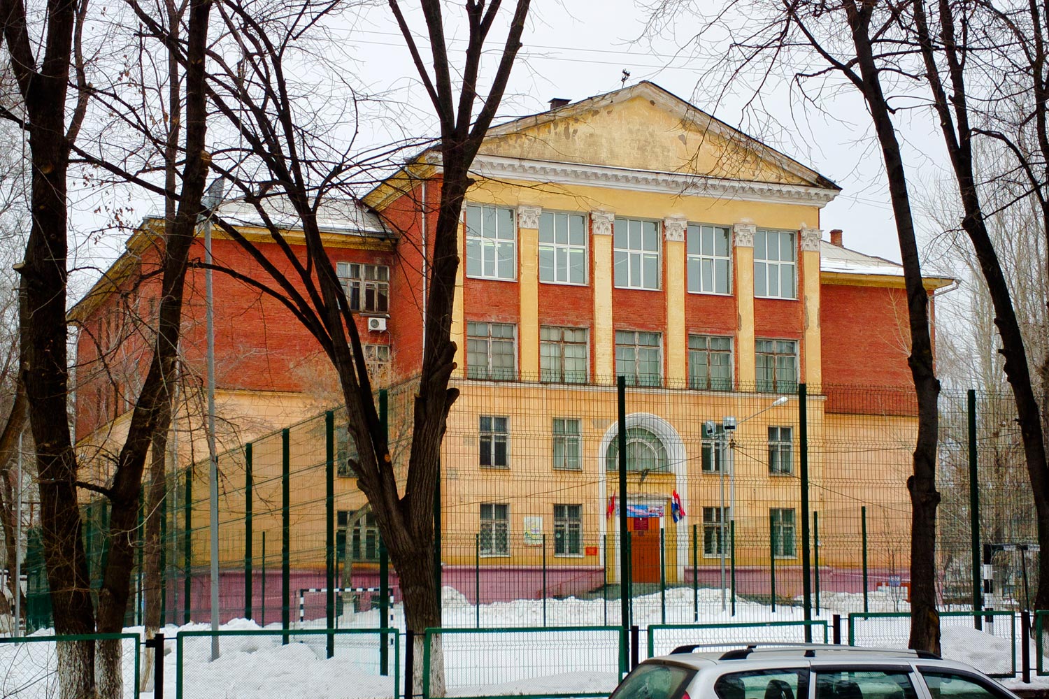 Samara, Республиканская улица, 50