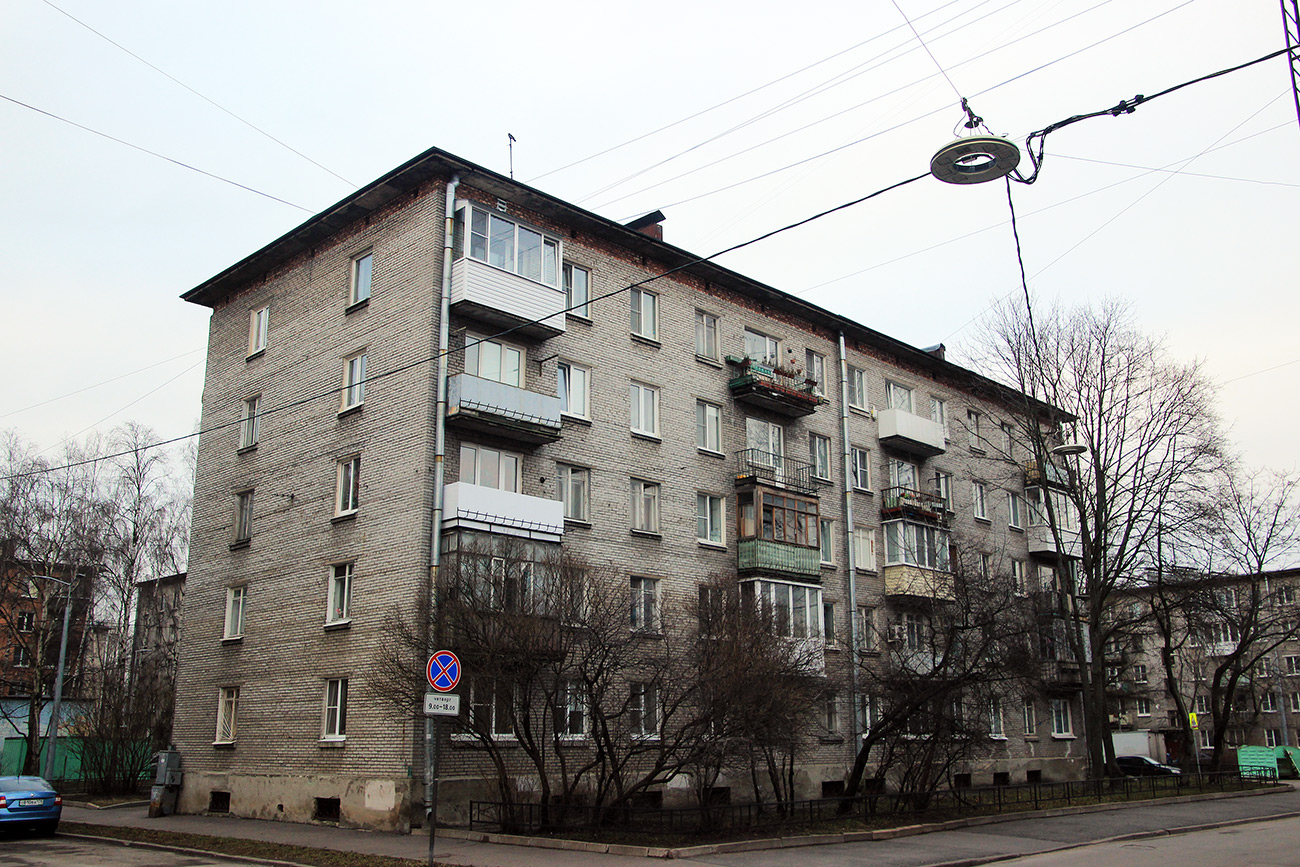 Kronstadt, Улица Гусева, 11