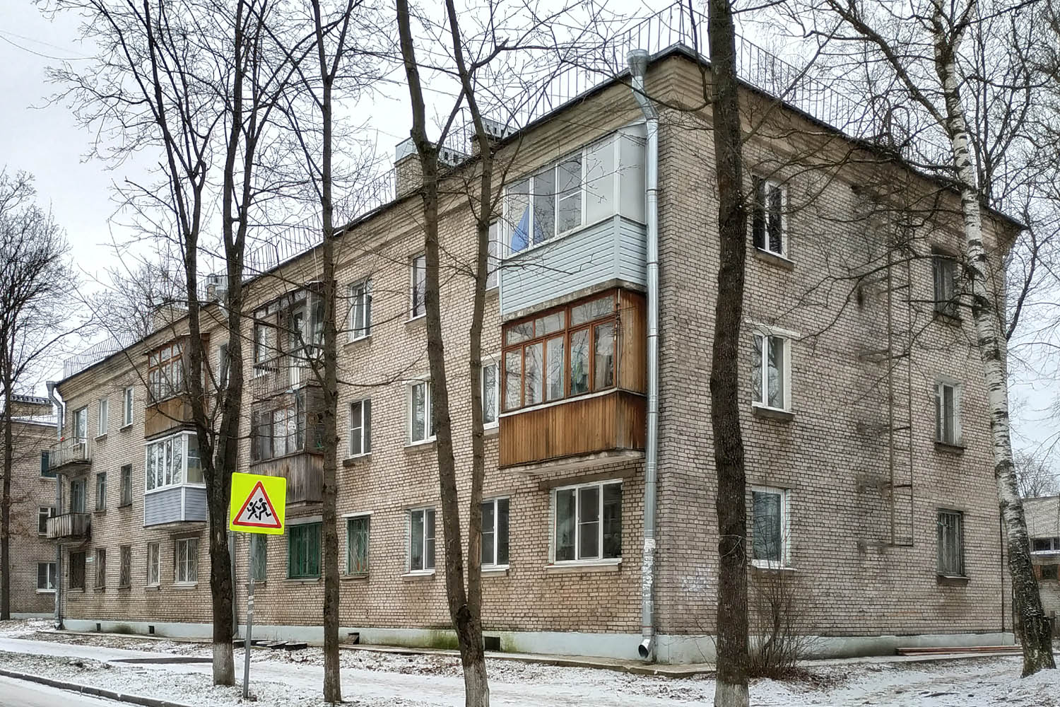 Кузьмоловский, Молодёжная улица, 5