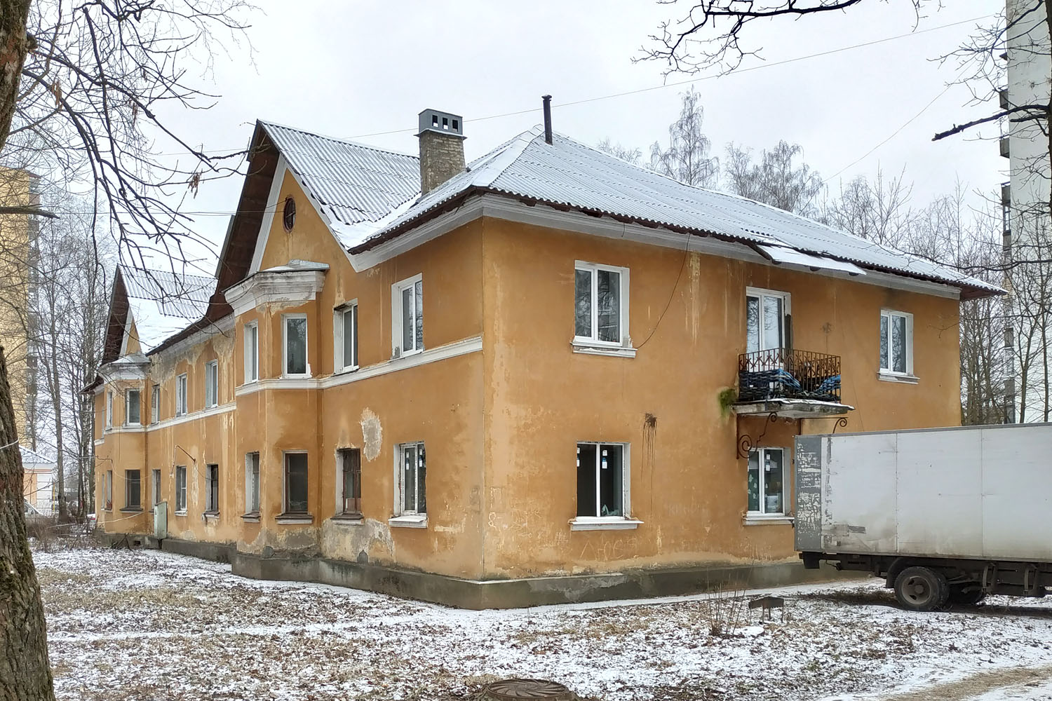 Кузьмоловский, Школьная улица, 10