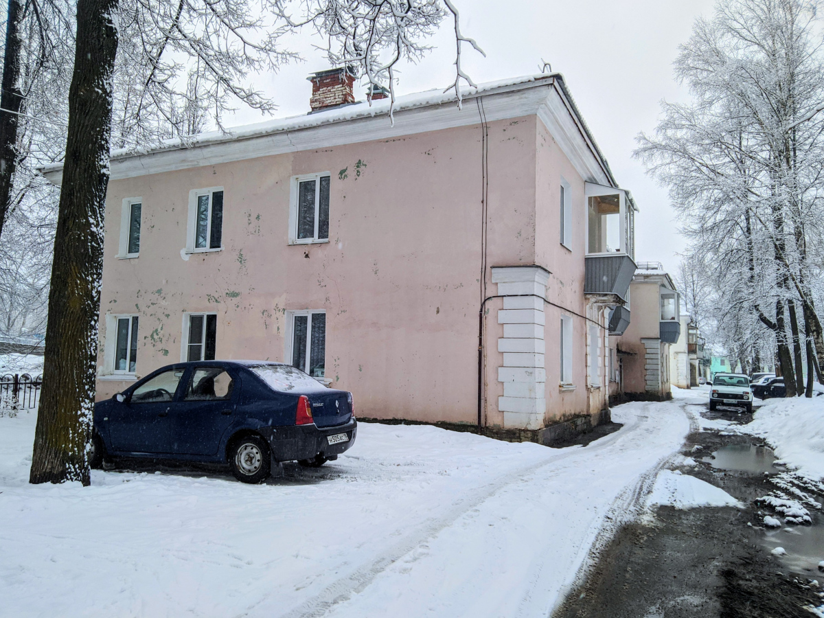 Глазов, Улица Тани Барамзиной, 47