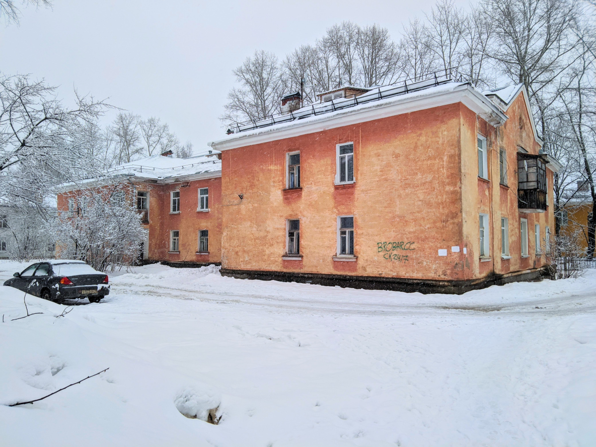 Глазов, Комсомольская улица, 4