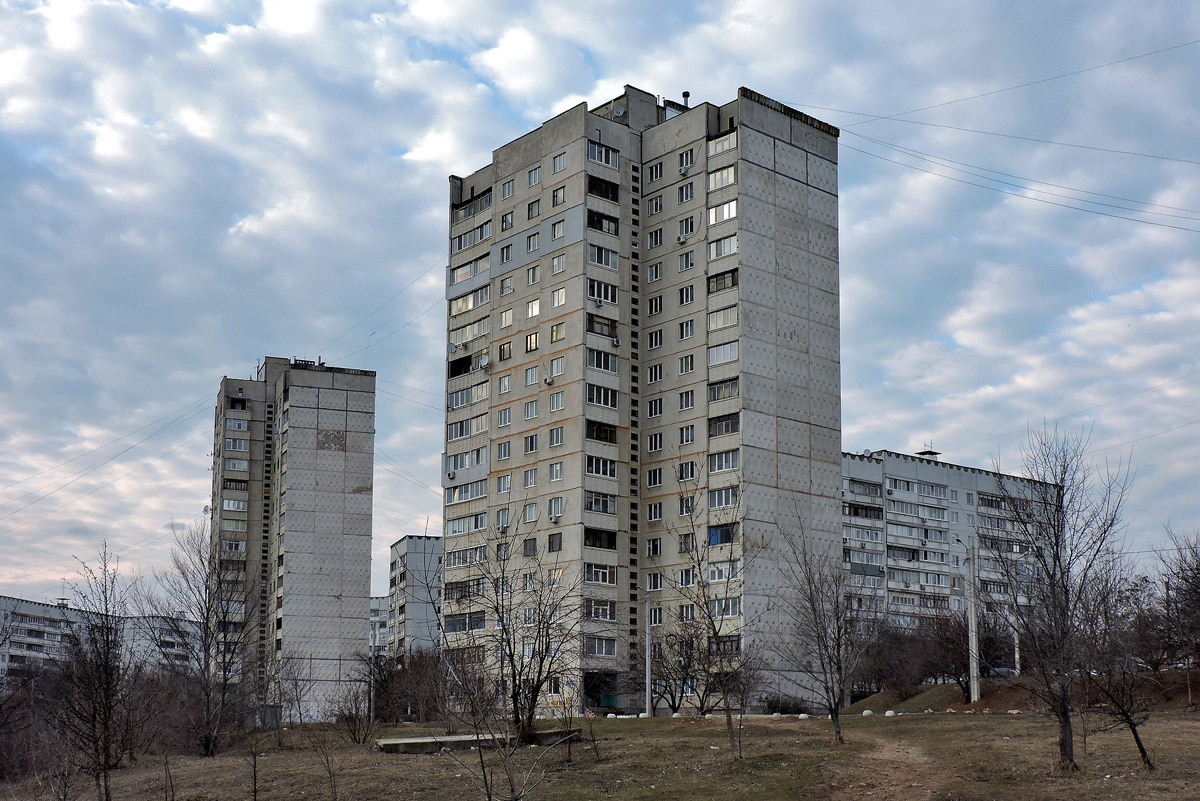 Харьков, Улица Натальи Ужвий, 108; Улица Натальи Ужвий, 104