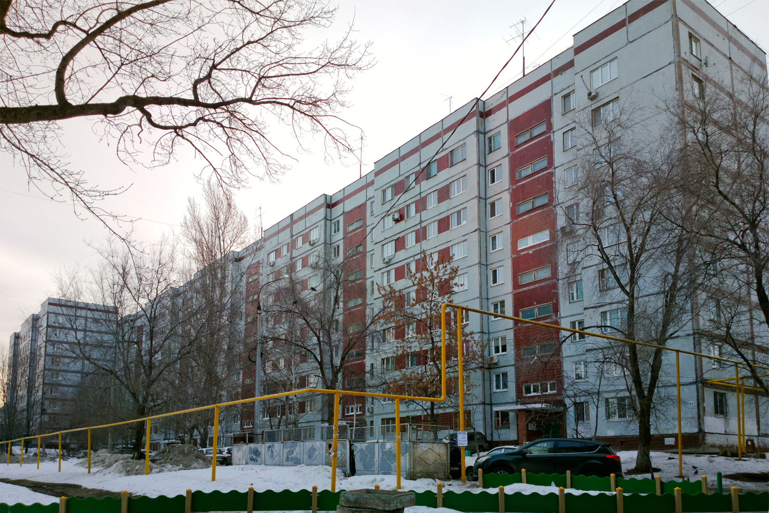 Samara, Чернореченская улица, 42