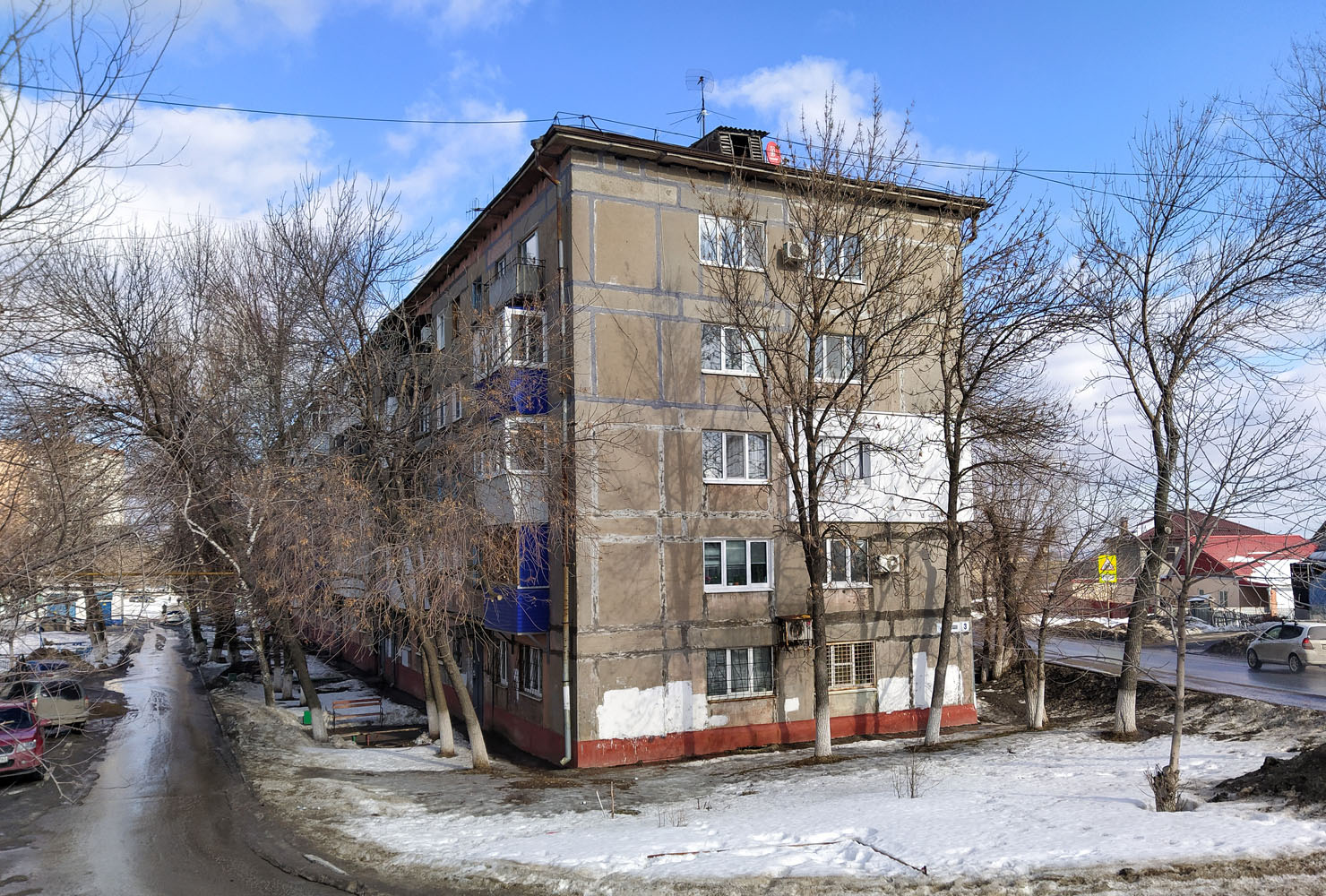 Новокуйбышевск, Киевская улица, 3