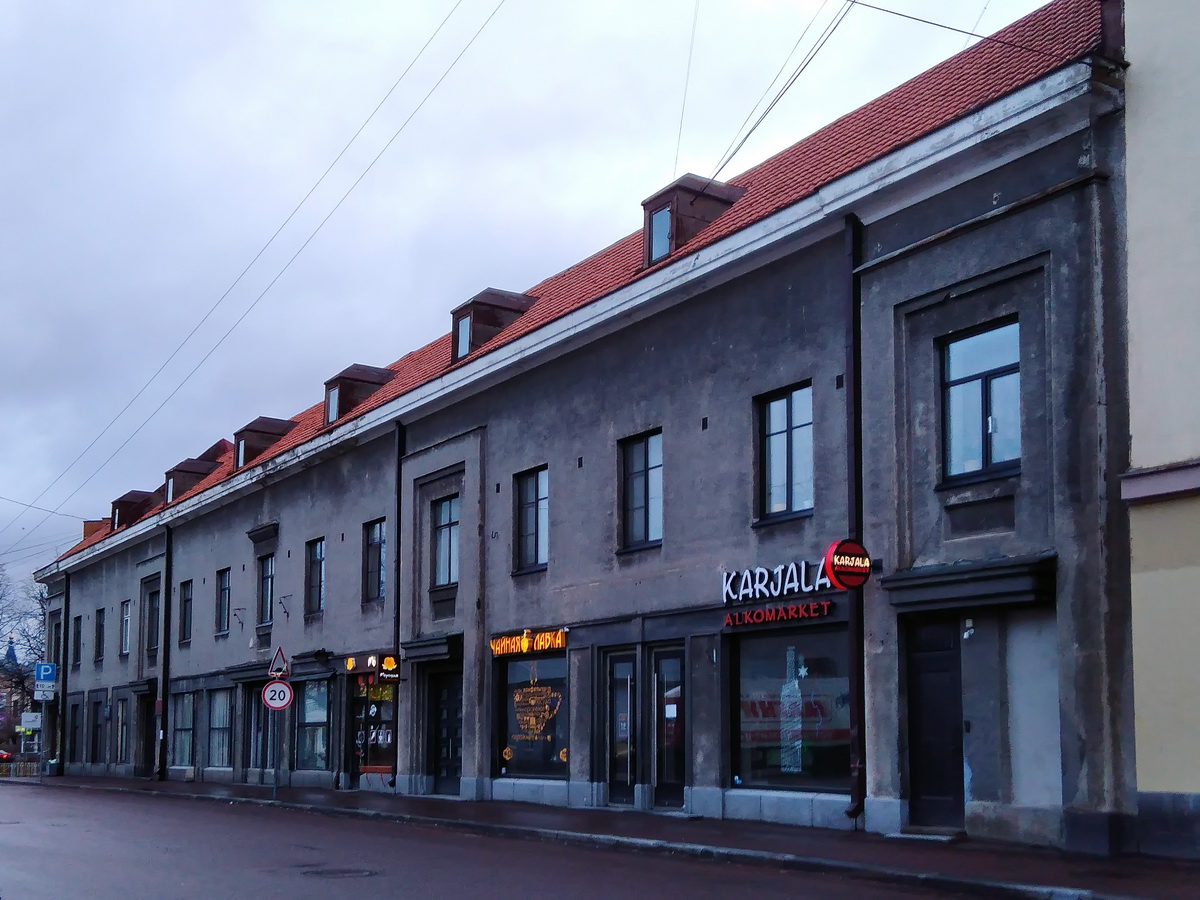 Сортавала, Площадь Кирова, 7 / Комсомольская улица, 10