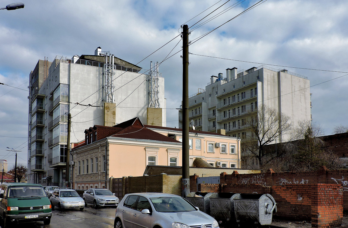 Харьков, Кузнечная улица, 20; Кузнечная улица, 22А; Соляниковский переулок, 11
