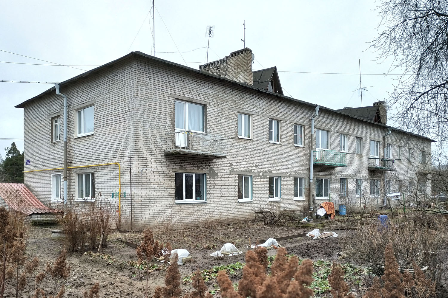 Сосново, Молодёжная улица, 1