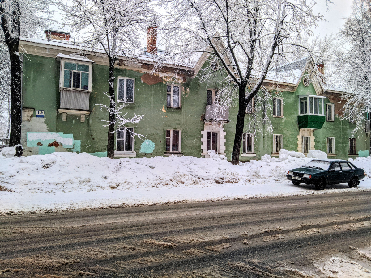 Глазов, Улица Мира, 12