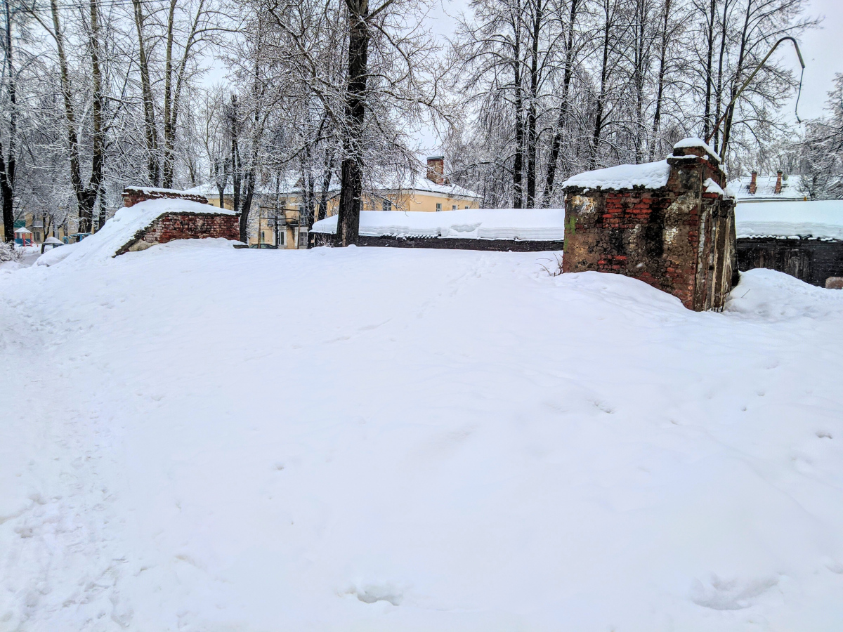 Glazov, Улица Дзержинского, 3*