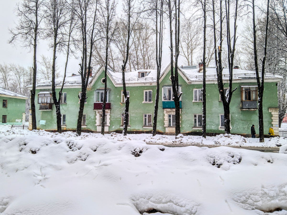 Глазов, Улица Тани Барамзиной, 43