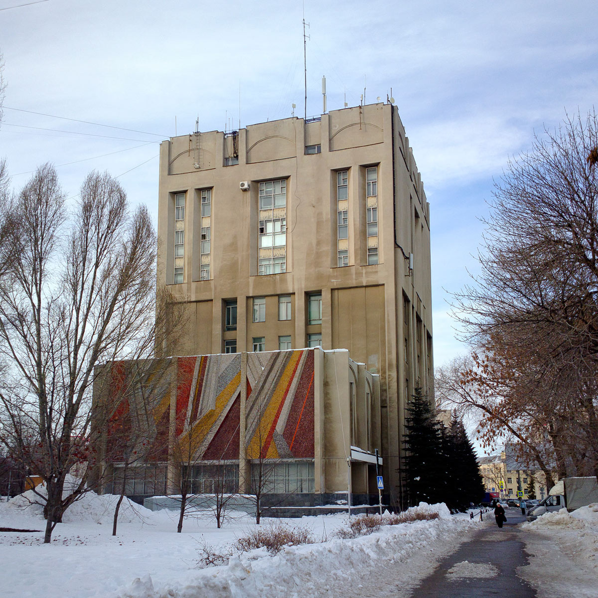 Самара, Улица Гагарина, 11А. Монументальное искусство (мозаики, росписи, барельефы, сграфито)
