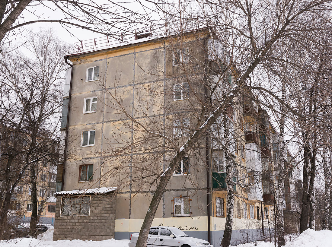 Уфа, Интернациональная улица, 149 / Улица Карима Хакимова, 1