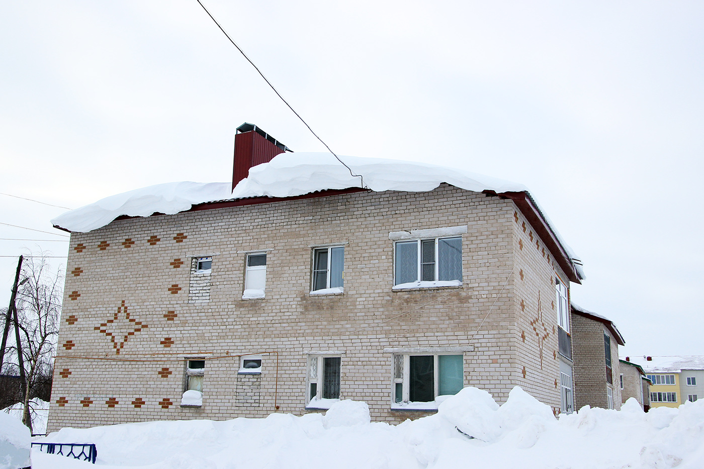 Искателей, Улица Поморская, 10А