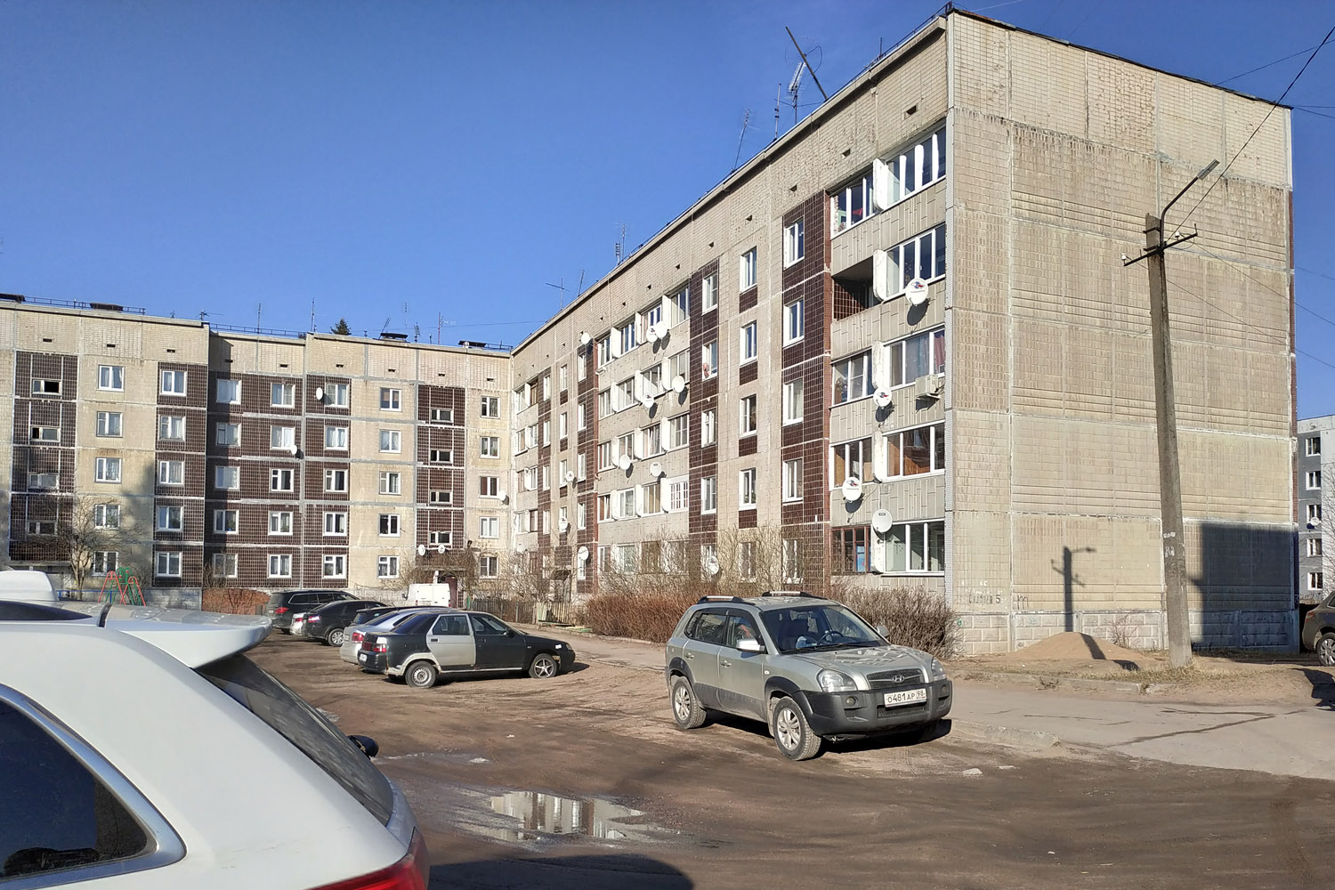 Рощино, Садовая улица, 5