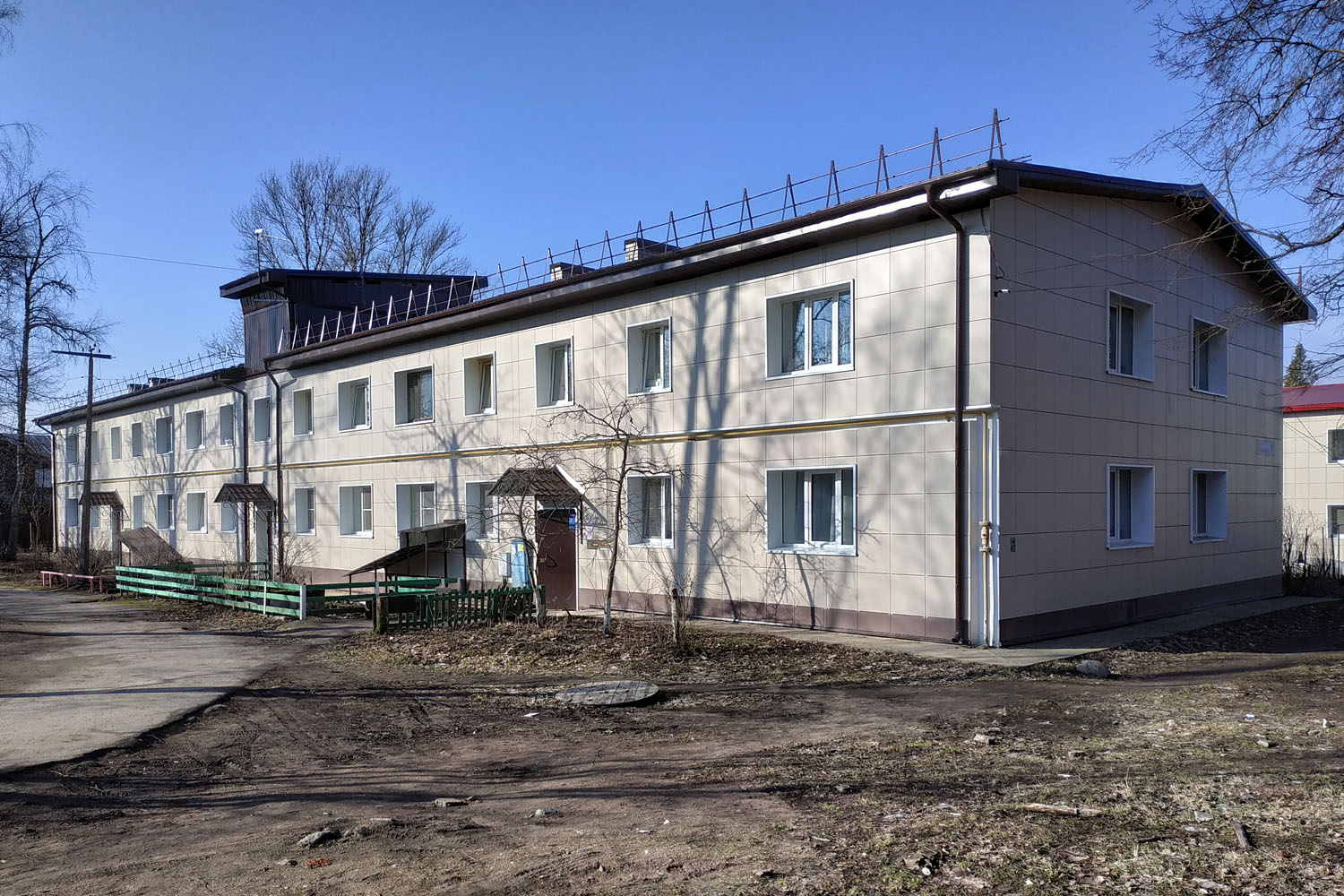 Рощино, Высокая улица, 1