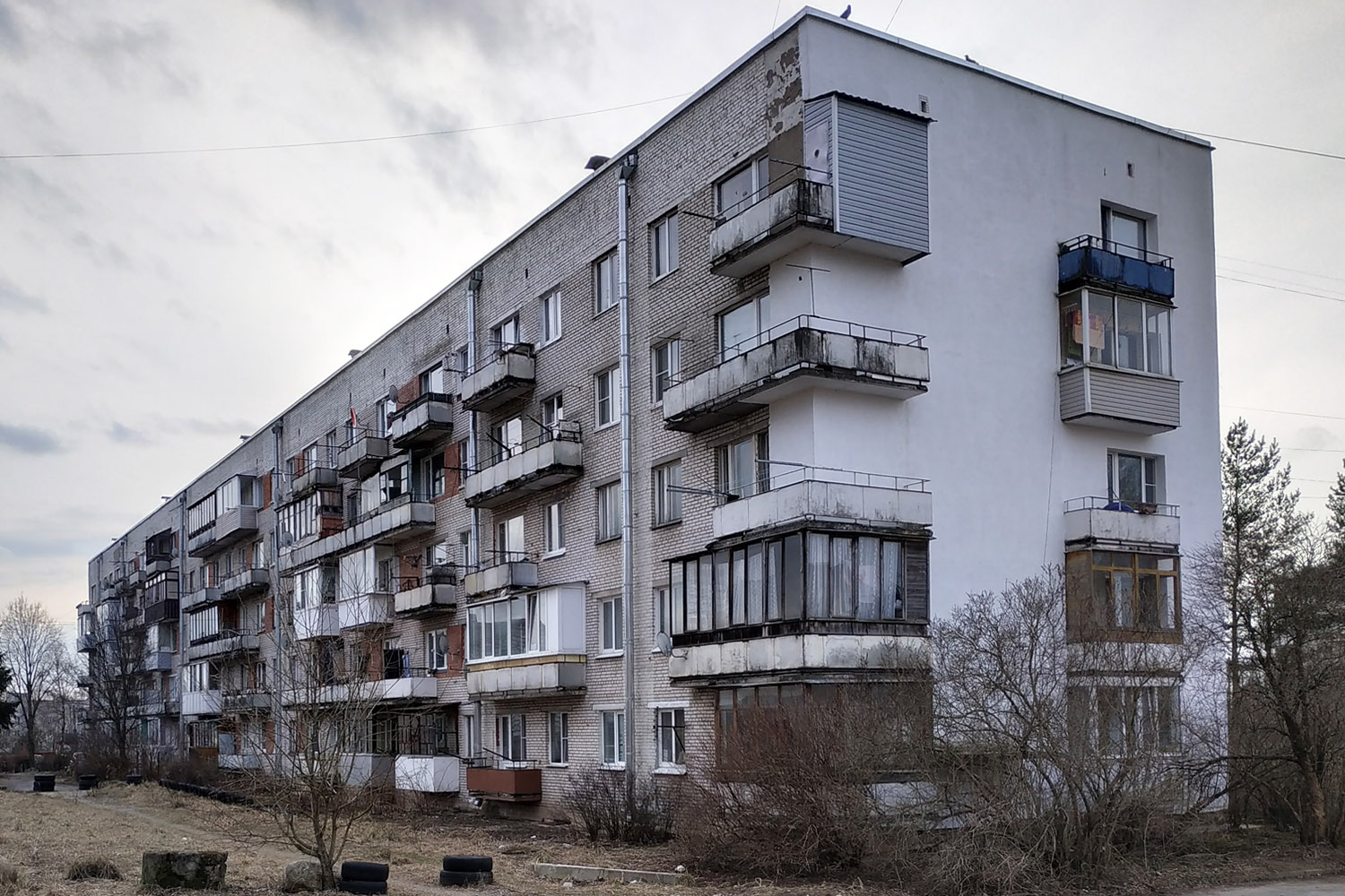 Кузьмоловский, Юбилейная улица, 28