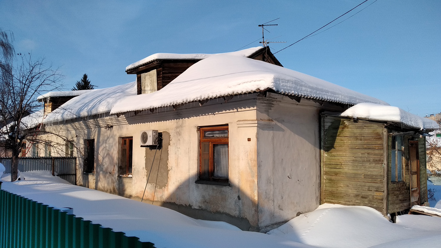 Новокуйбышевск, Центральный проезд, 15