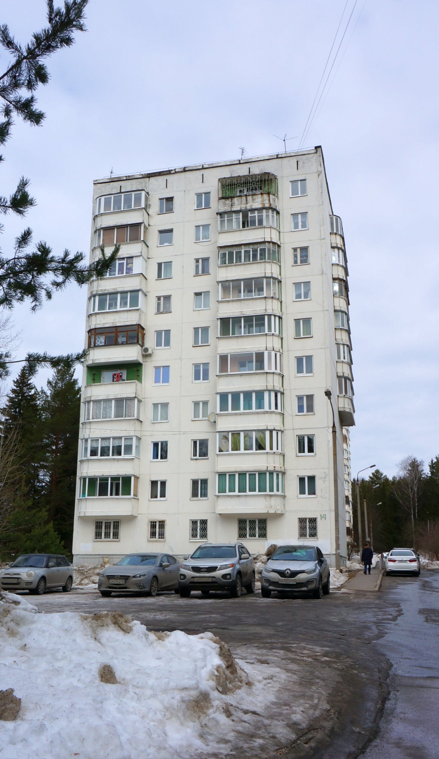 Пермь, Улица Академика Королёва, 14