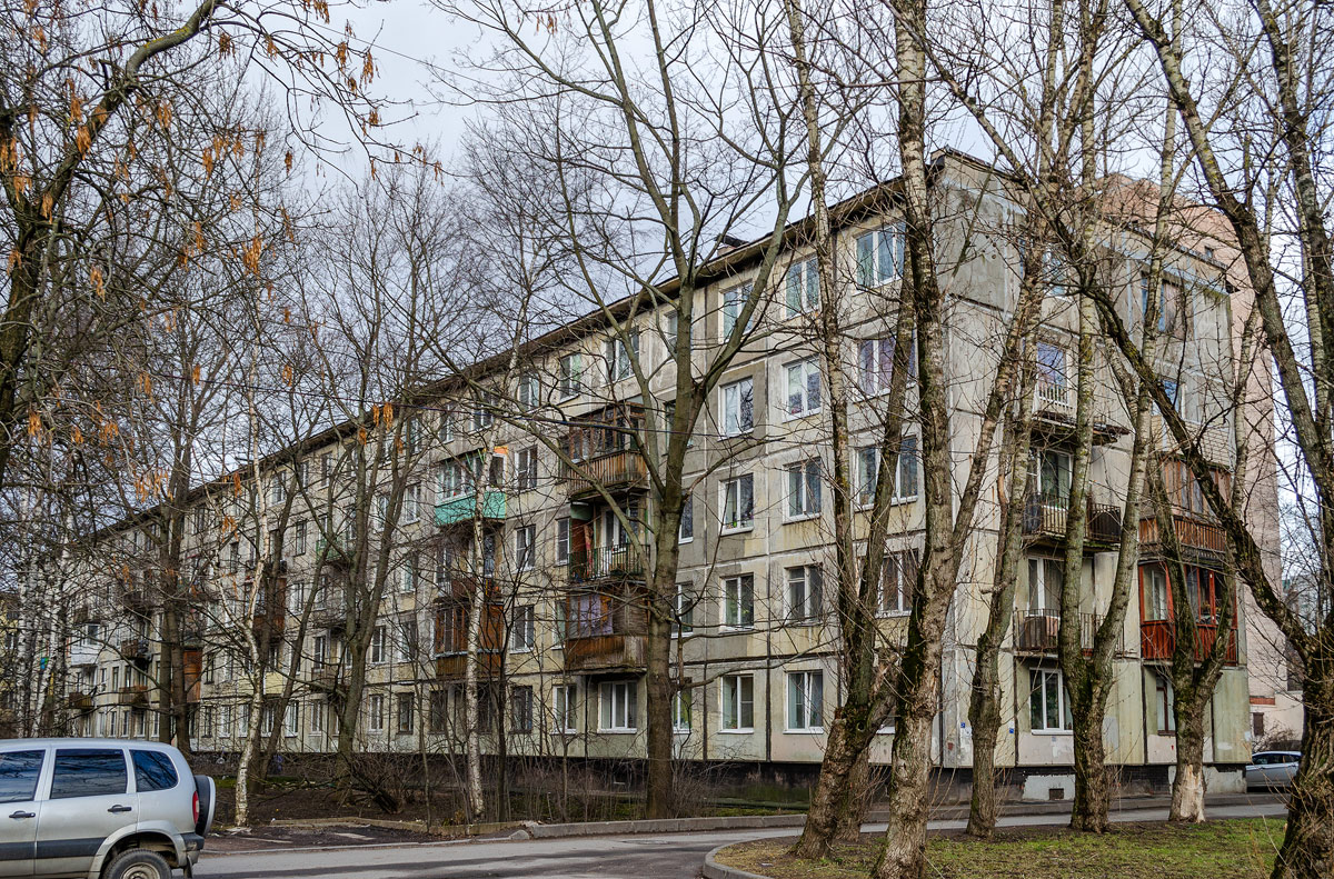 Санкт-Петербург, Новоизмайловский проспект, 17