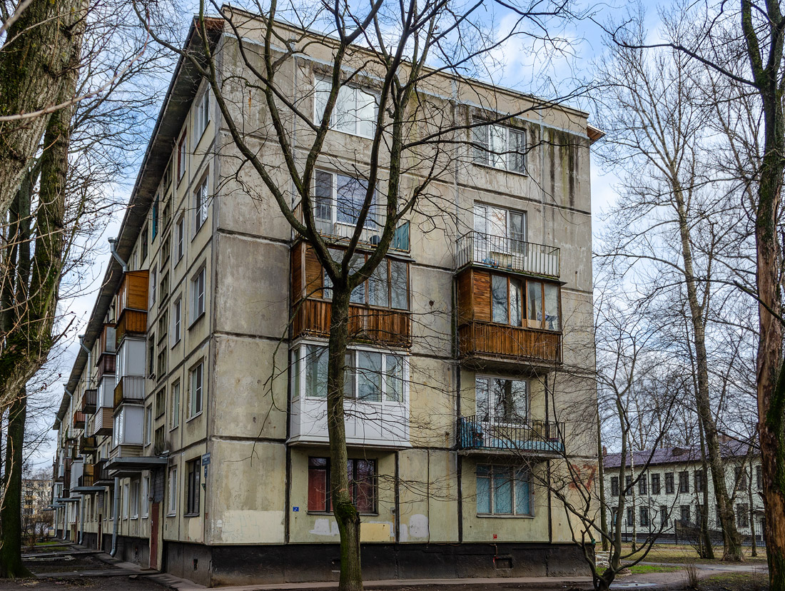 Sankt Petersburg, Новоизмайловский проспект, 27
