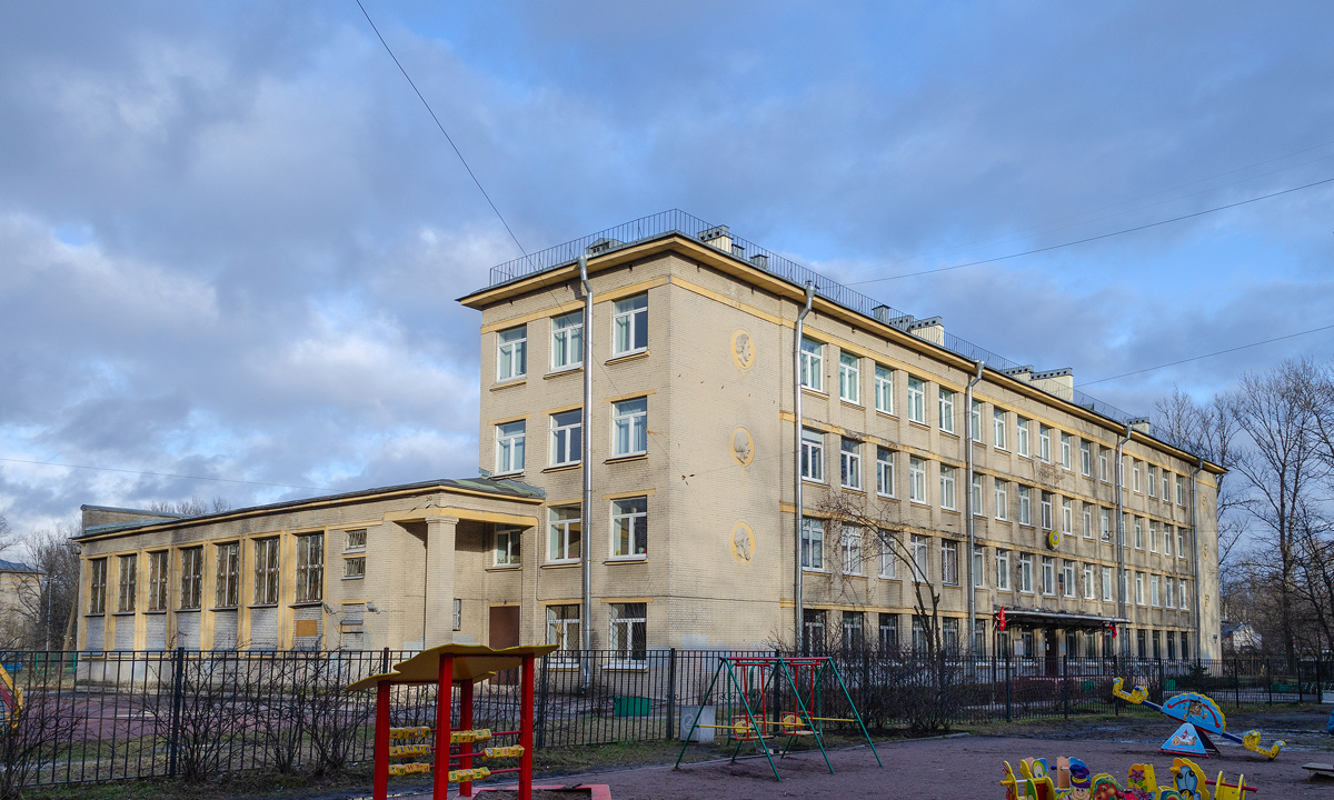 Petersburg, Краснопутиловская улица, 60
