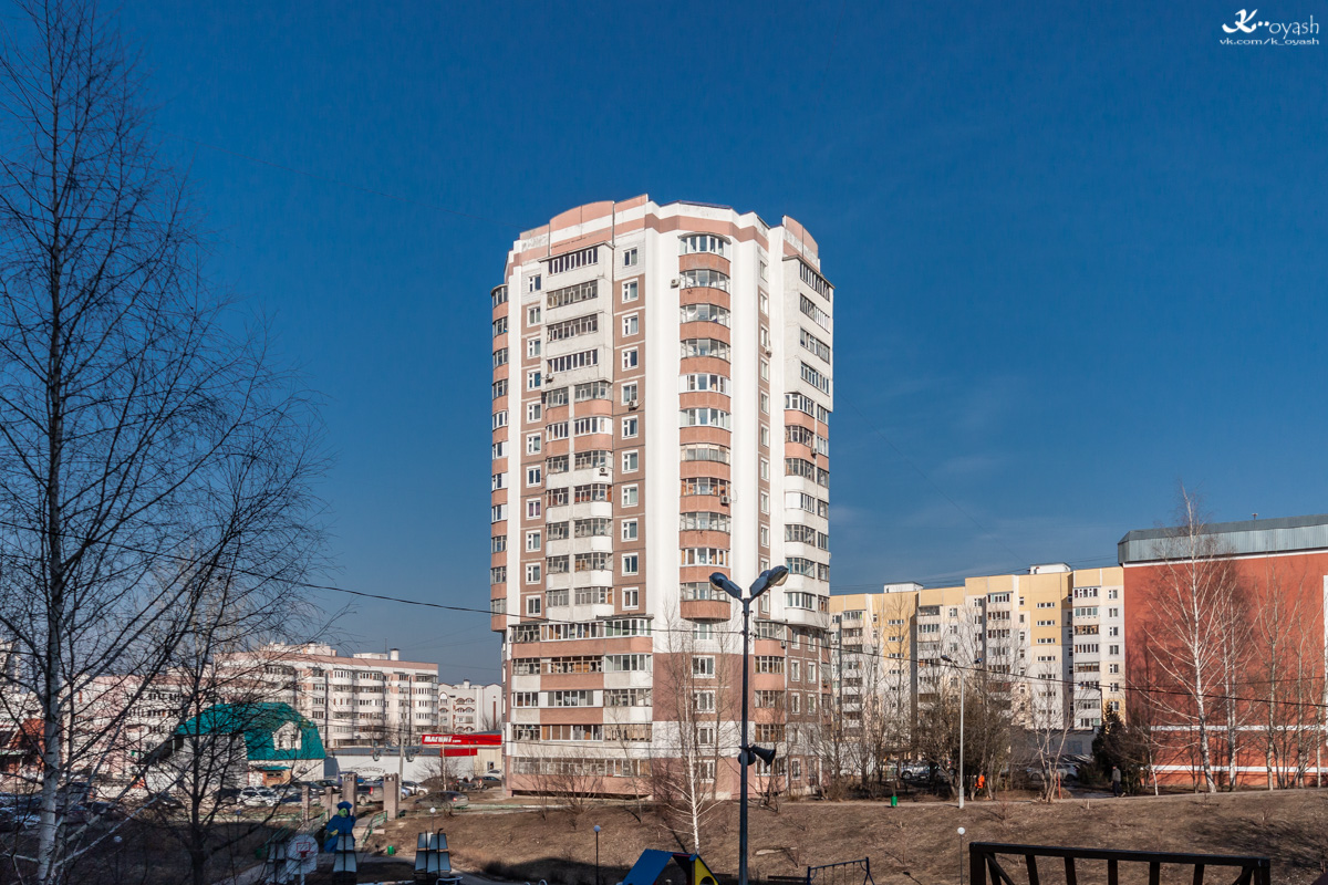 Казань, Улица Академика Глушко, 49; Улица Хайдара Бигичева, 17