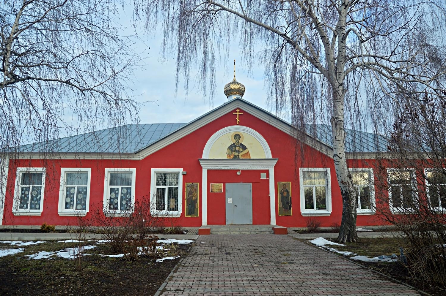 Усманский район, прочие н.п., С. Дмитриевка, Молодёжная улица, 16А
