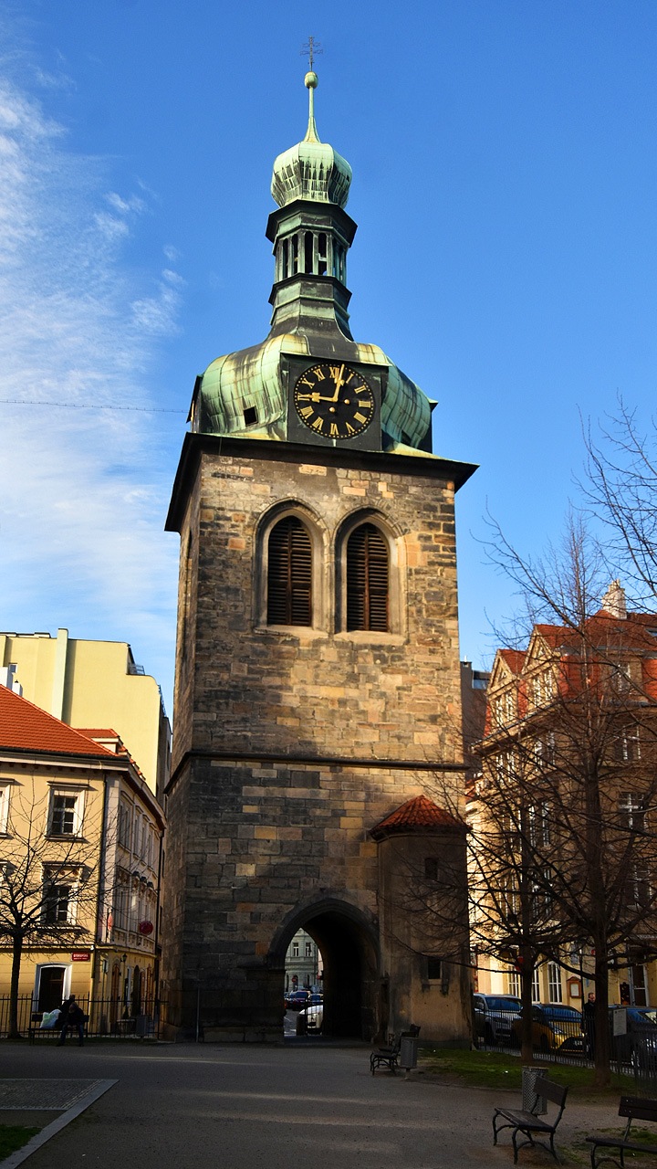 Прага, Biskupská, 14a