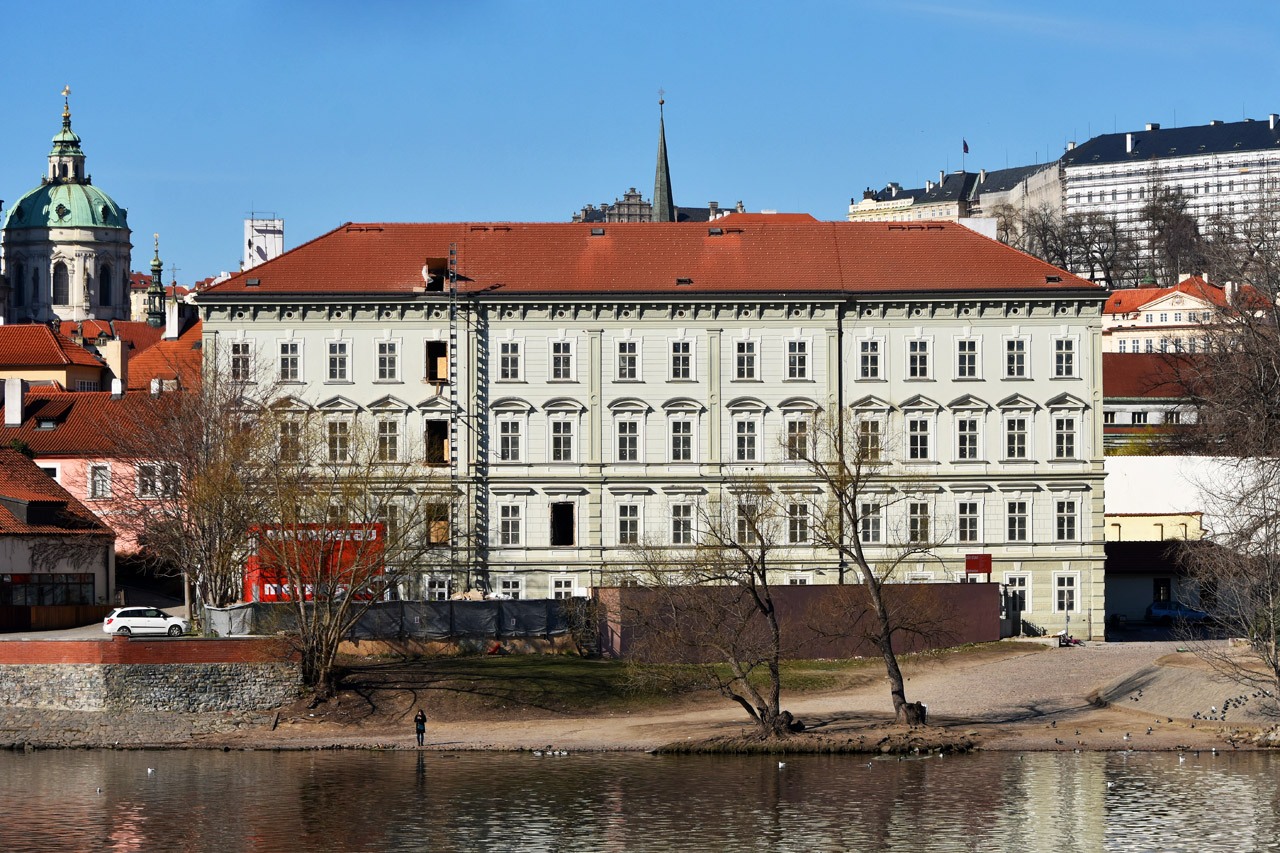Прага, Cihelná, 4