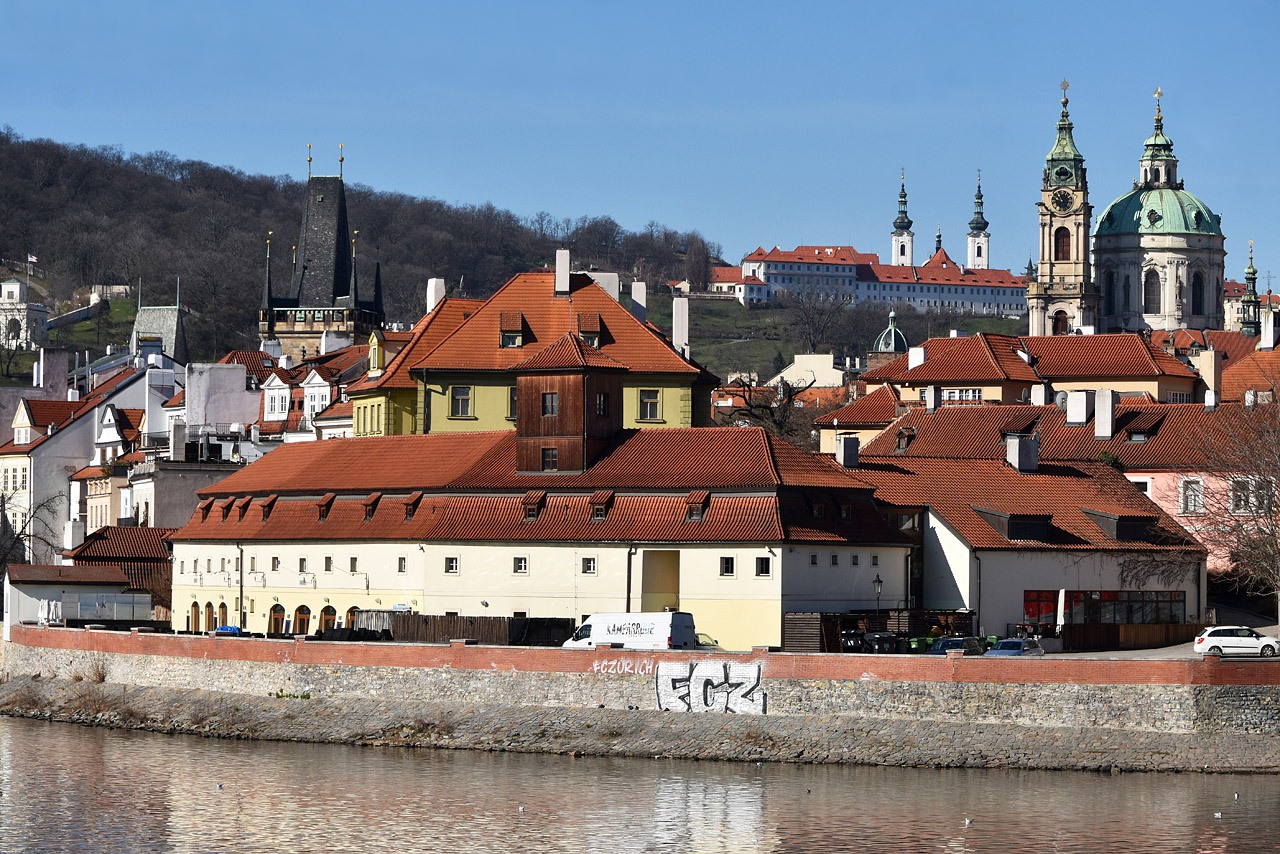Прага, Cihelná, 2a; Cihelná, 2 / U lužického semináře, 26; Mostecká; Strahovské nádvoří, 1; Malostranské náměstí, 29