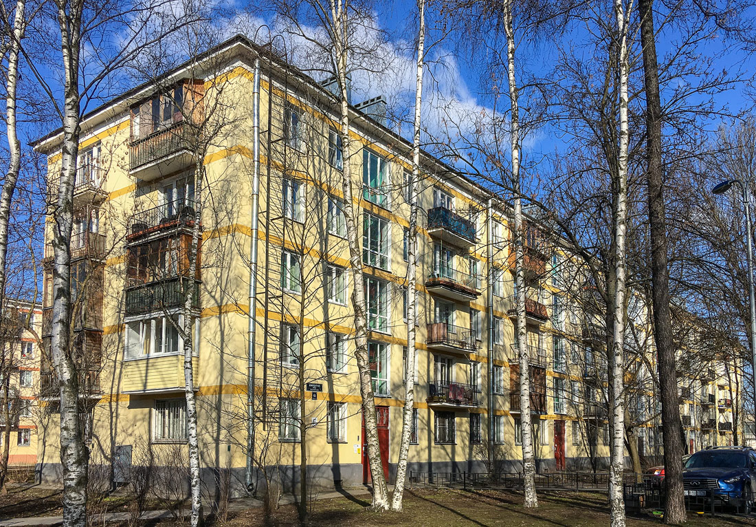 Санкт-Петербург, Благодатная улица, 13