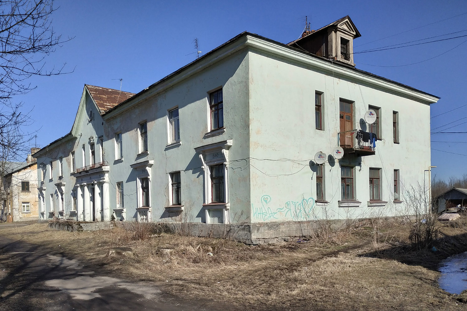 Ульяновка, Вокзальная улица, 2